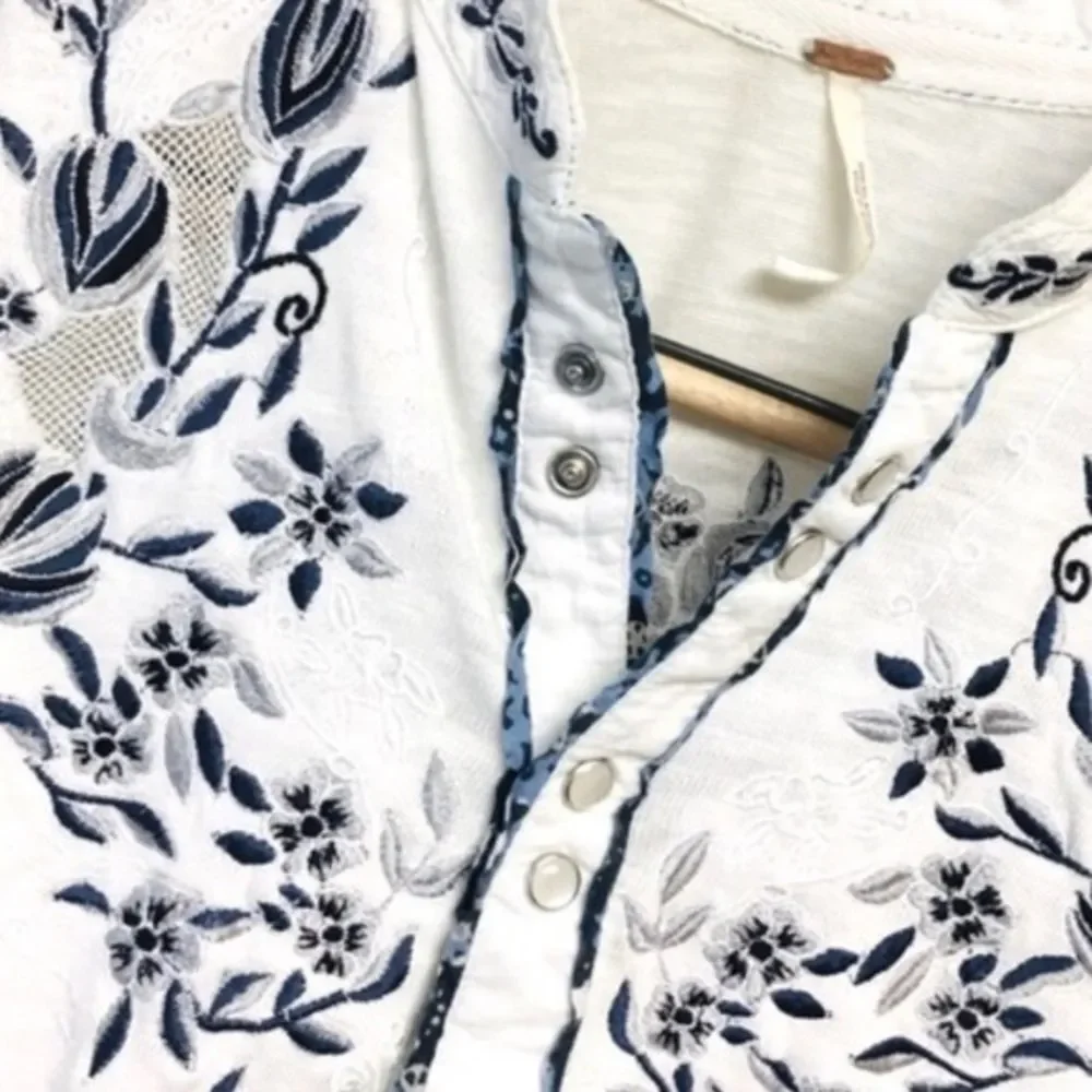 Free People White Embroidered Puff Sleeve Shirt‎